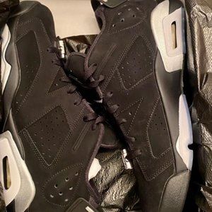 AIR JORDAN 6 RETRO